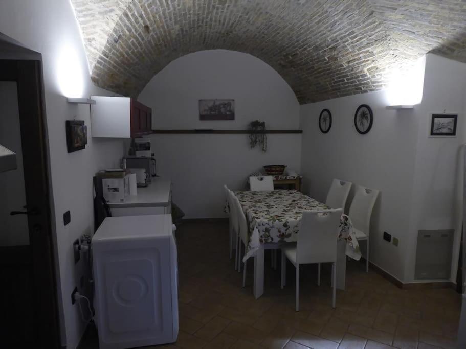 La Cantina Dei Cappuccini Spello Buitenkant foto